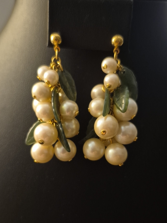 Avon Jewelry - Avon Retro Kandy Vintage 1992  Pearlesque Dangle Earrings Grapes